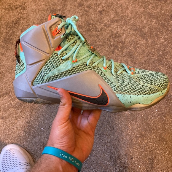 lebron 12 nsrl price